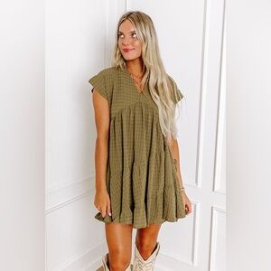 ENTRO BABYDOLL DRESS IN MARTINI OLIVE